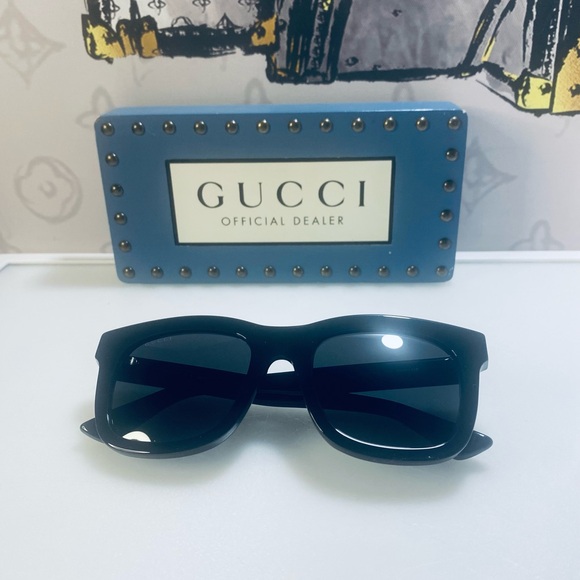 Gucci Women's Urban GG0326S GG/0326/S 001 Black Fashion Square Sunglasses 52mm - Picture 4 of 11